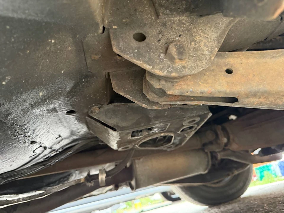 1987 Volvo 245 - Image 17 of 20