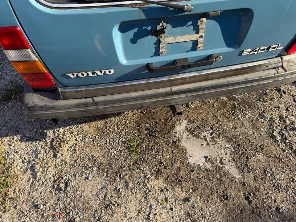 1987 Volvo 245 - Image 6 of 20