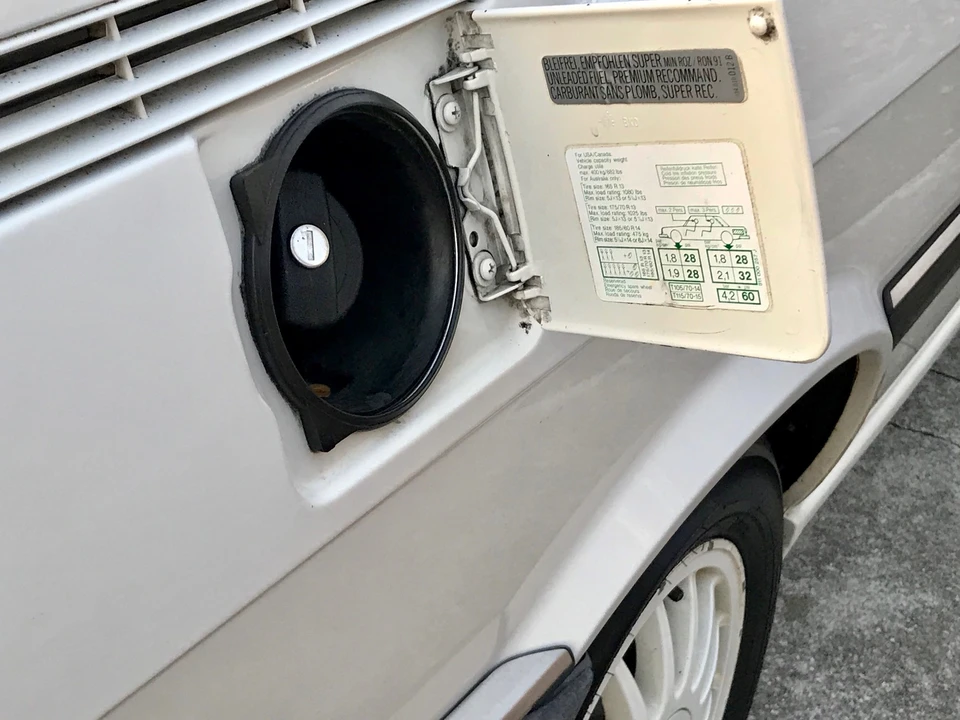 1987 Audi Coupe & Cabriolet - Image 24 of 31