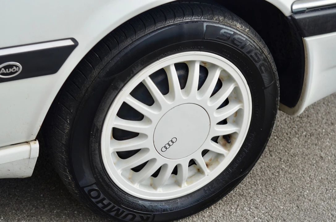 1987 Audi Coupe & Cabriolet - Image 28 of 31