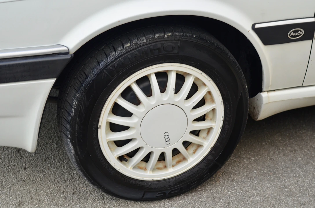 1987 Audi Coupe & Cabriolet - Image 26 of 31