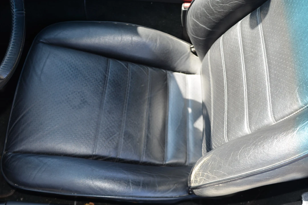 1987 Porsche 944 - Image 27 of 31