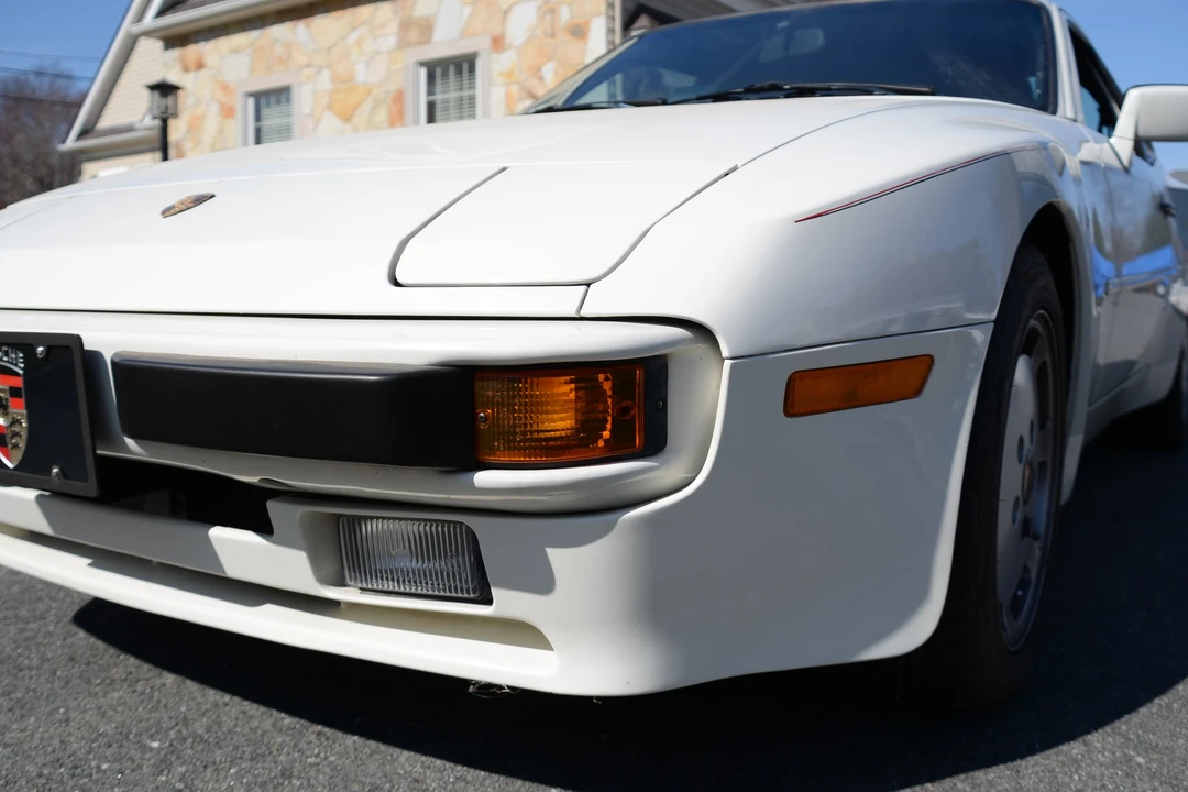 1987 Porsche 944 - Image 3 of 31