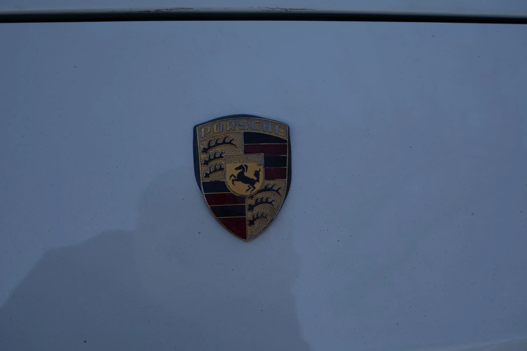 1987 Porsche 944 - Image 24 of 31