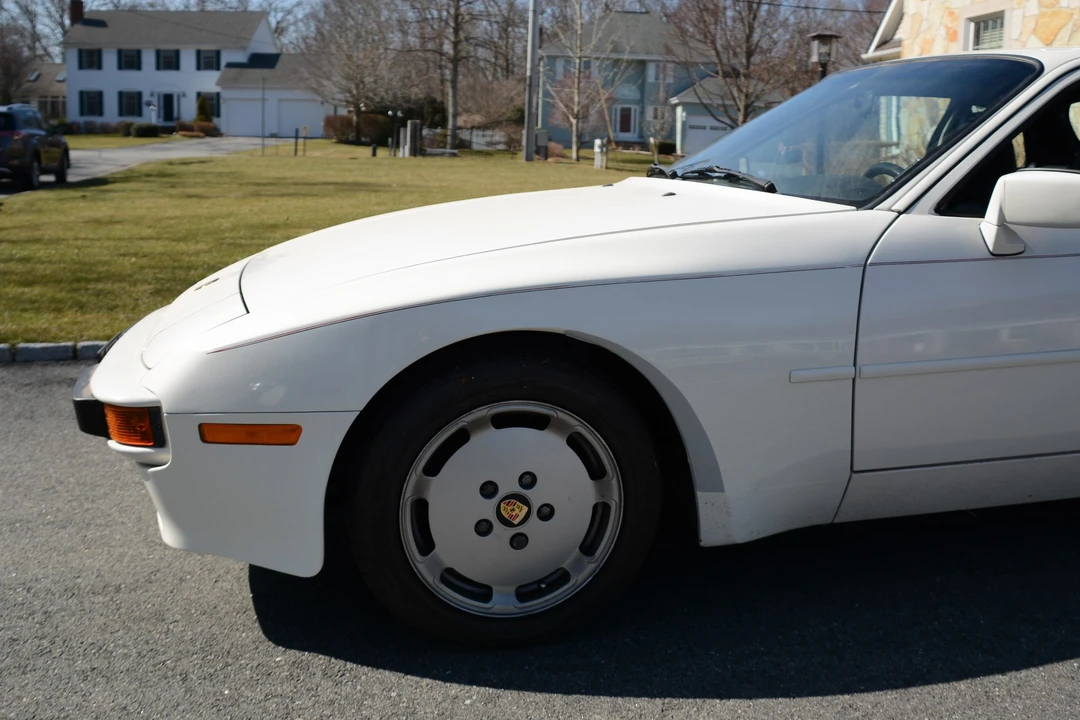 1987 Porsche 944 - Image 10 of 31