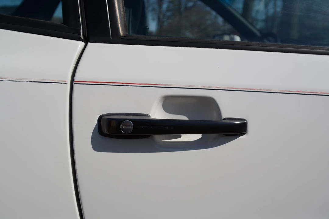 1987 Porsche 944 - Image 21 of 31