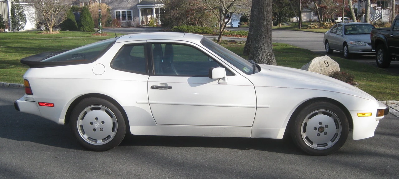 1987 Porsche 944 - Image 6 of 31