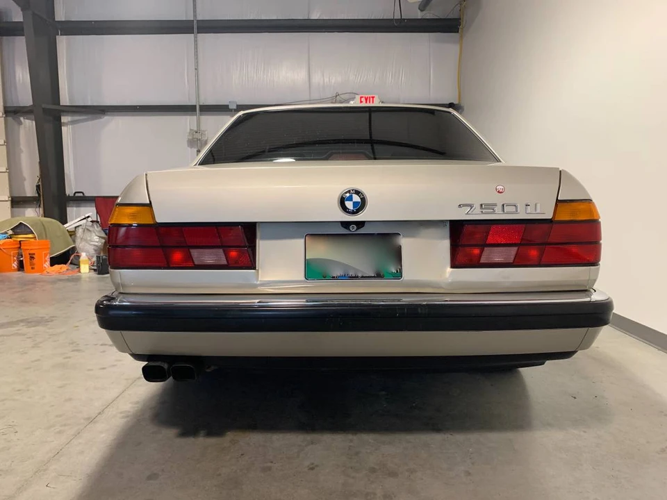 1988 BMW E32 7 Series - Image 4 of 6