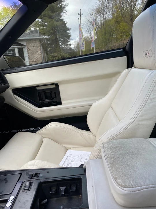 1988 Chevrolet Corvette C4 - Image 10 of 12