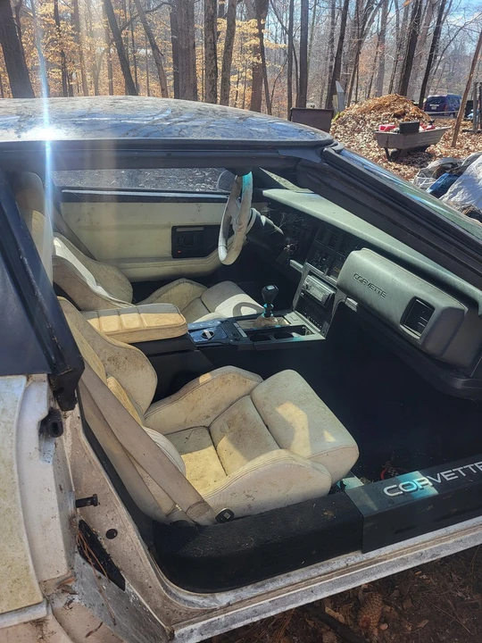 1988 Chevrolet Corvette C4 - Image 25 of 30
