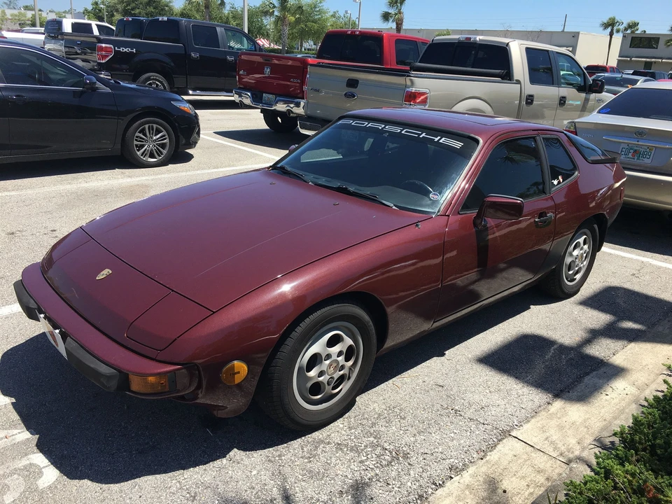 1988 Porsche 924 S - Image 6 of 6