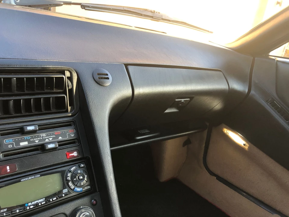 1988 Porsche 928 S4 - Image 6 of 11