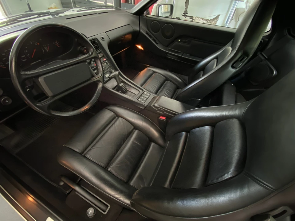 1988 Porsche 928 S4 - Image 18 of 31