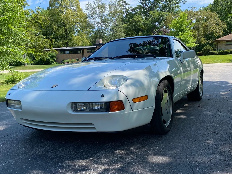 1988 Porsche 928 S4 - Image 3 of 31