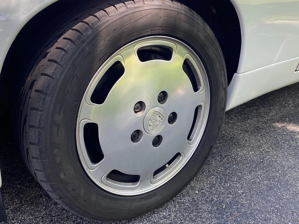 1988 Porsche 928 S4 - Image 12 of 31