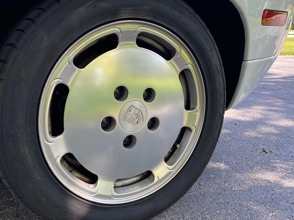 1988 Porsche 928 S4 - Image 13 of 31