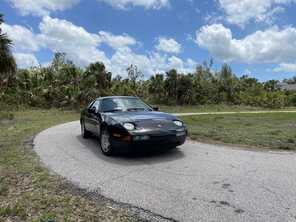 1988 Porsche 928 S4 - Image 13 of 31