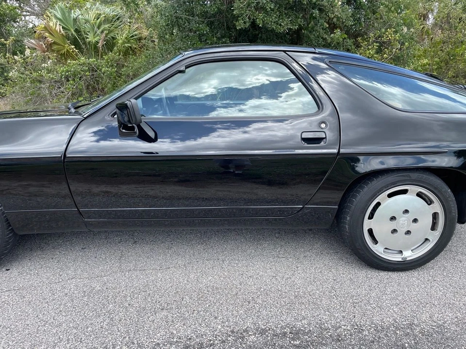 1988 Porsche 928 S4 - Image 17 of 31