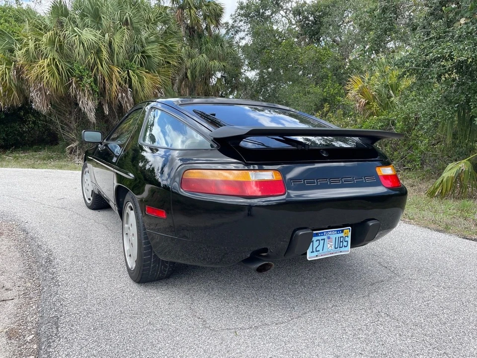 1988 Porsche 928 S4 - Image 19 of 31