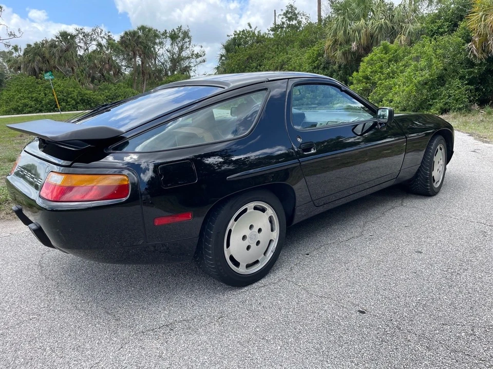 1988 Porsche 928 S4 - Image 21 of 31