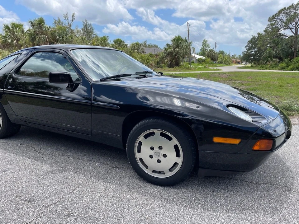 1988 Porsche 928 S4 - Image 23 of 31