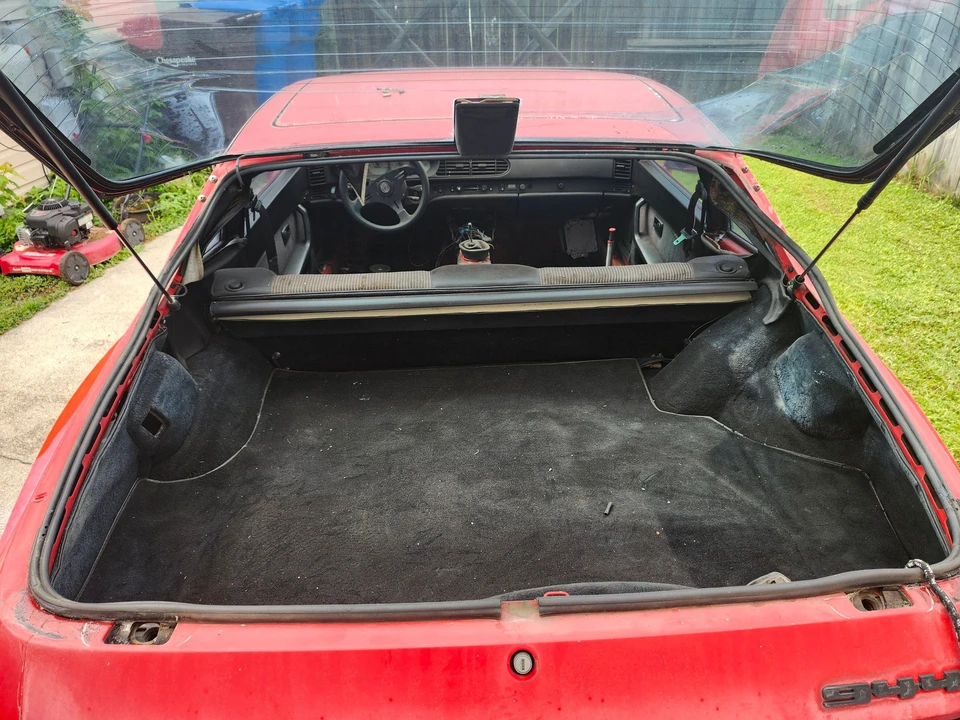 1988 Porsche 944 - Image 9 of 11