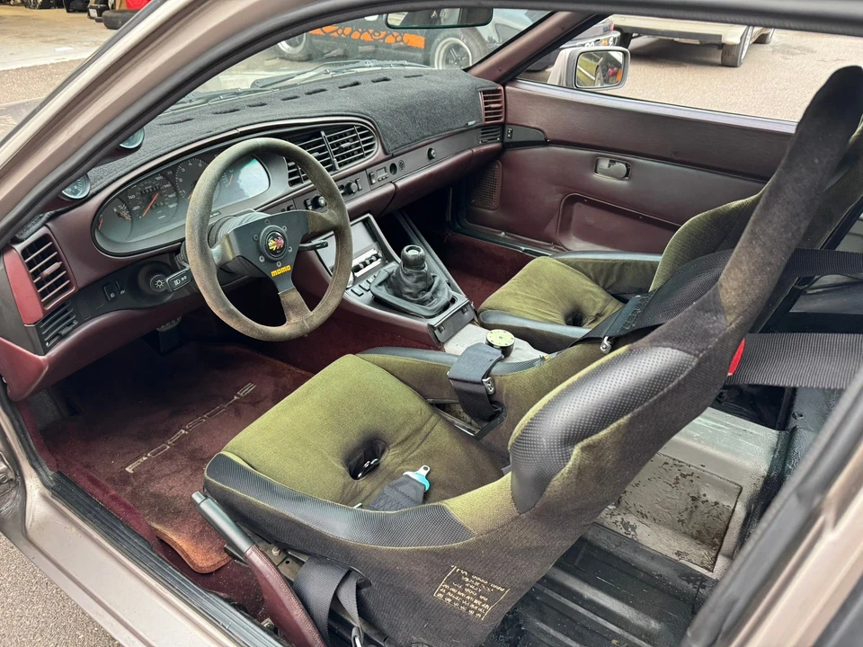 1988 Porsche 944 Turbo - Image 11 of 17