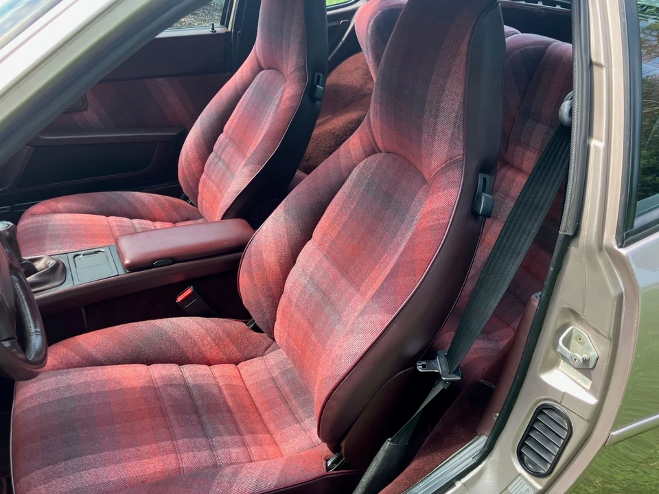 1988 Porsche 944 Turbo S - Image 18 of 26
