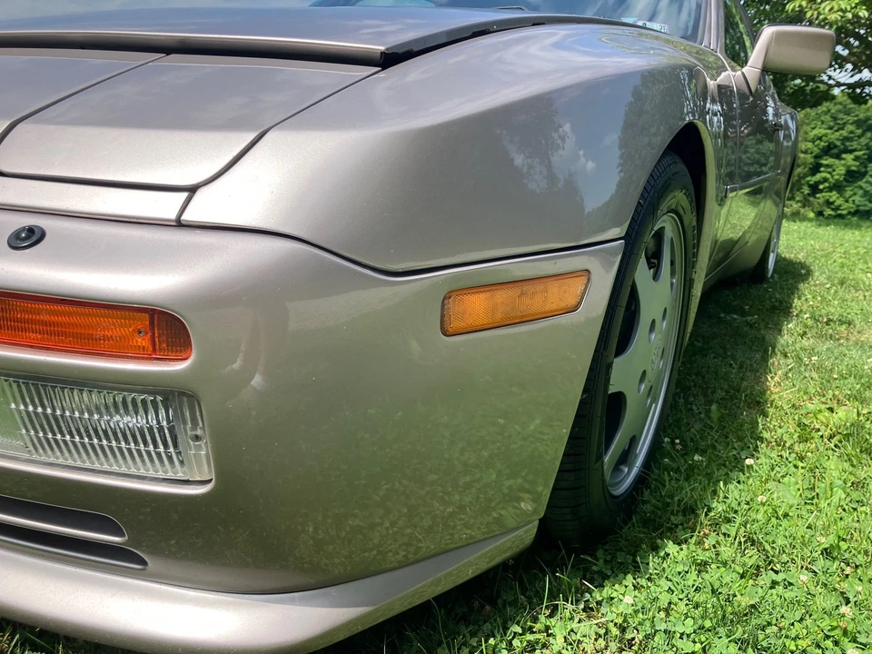 1988 Porsche 944 Turbo S - Image 4 of 26