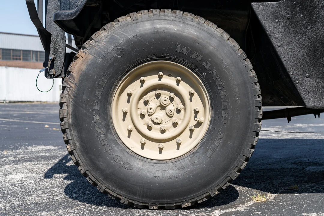 1988 AM General Hummer - Image 16 of 31
