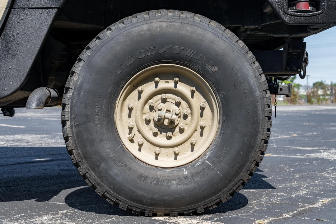 1988 AM General Hummer - Image 17 of 31