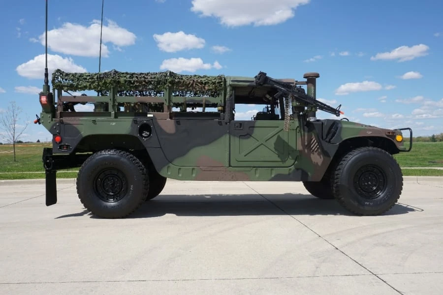 1988 AM General Hummer - Image 28 of 29