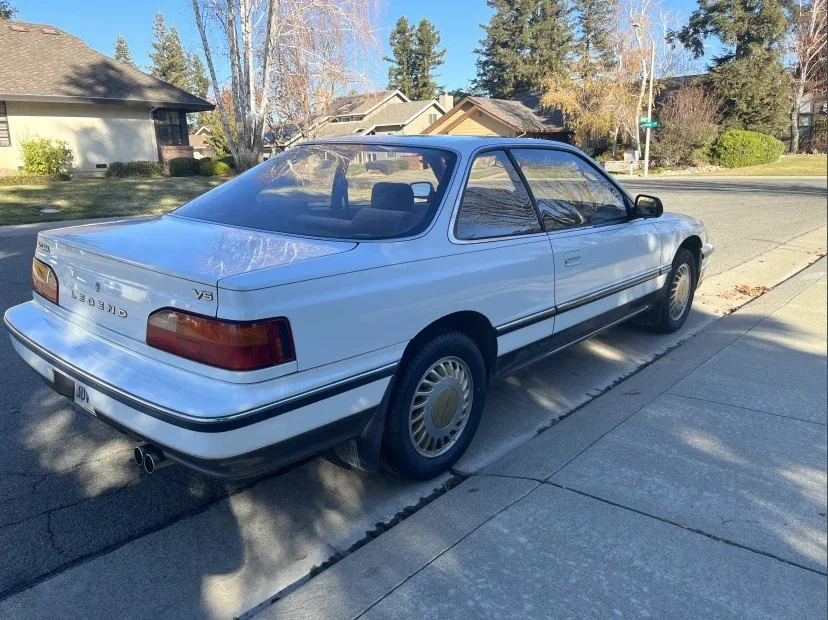 1988 Acura Legend 1st Gen - Image 23 of 31