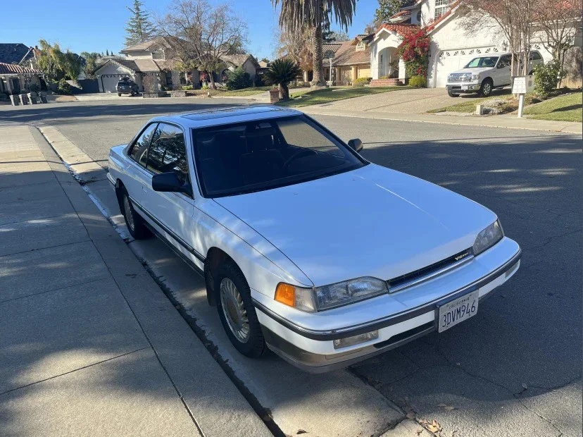 1988 Acura Legend 1st Gen - Image 9 of 31