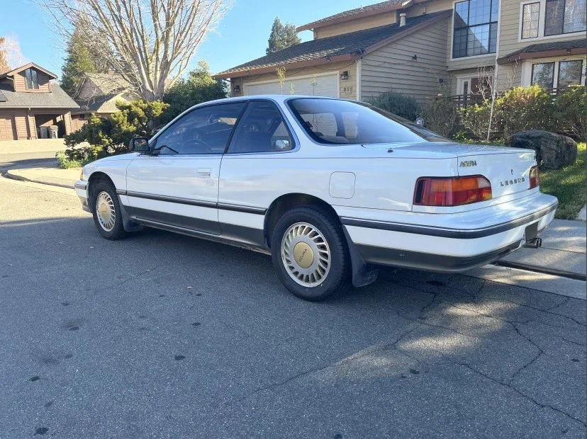 1988 Acura Legend 1st Gen - Image 15 of 31