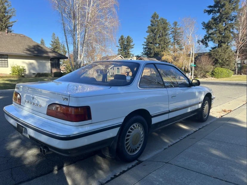 1988 Acura Legend 1st Gen - Image 30 of 31
