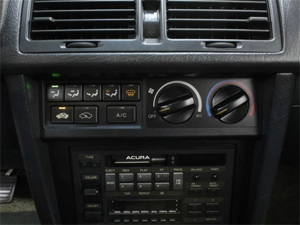 1988 Acura Legend 1st Gen - Image 12 of 31