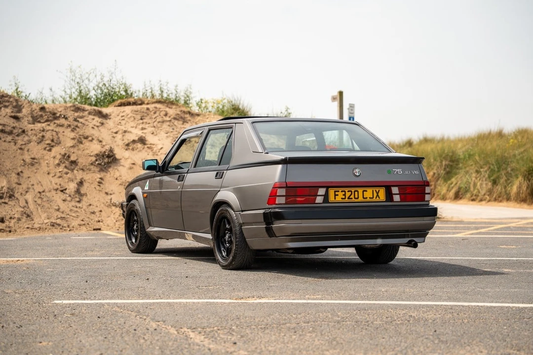 1988 Alfa Romeo 75/Milano - Image 12 of 30