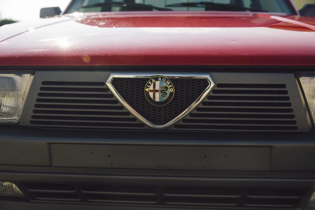 1988 Alfa Romeo 75/Milano - Image 10 of 31
