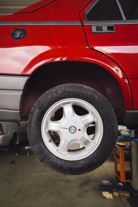 1988 Alfa Romeo 75/Milano - Image 24 of 31