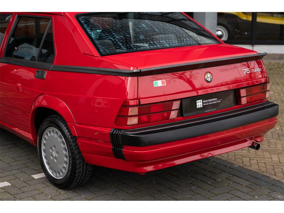 1988 Alfa Romeo 75/Milano - Image 4 of 9