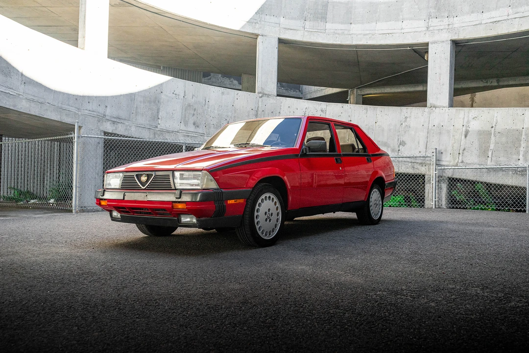 1988 Alfa Romeo 75/Milano - Image 2 of 31