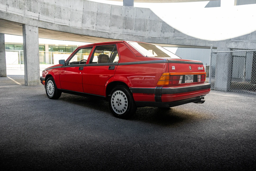 1988 Alfa Romeo 75/Milano - Image 14 of 31