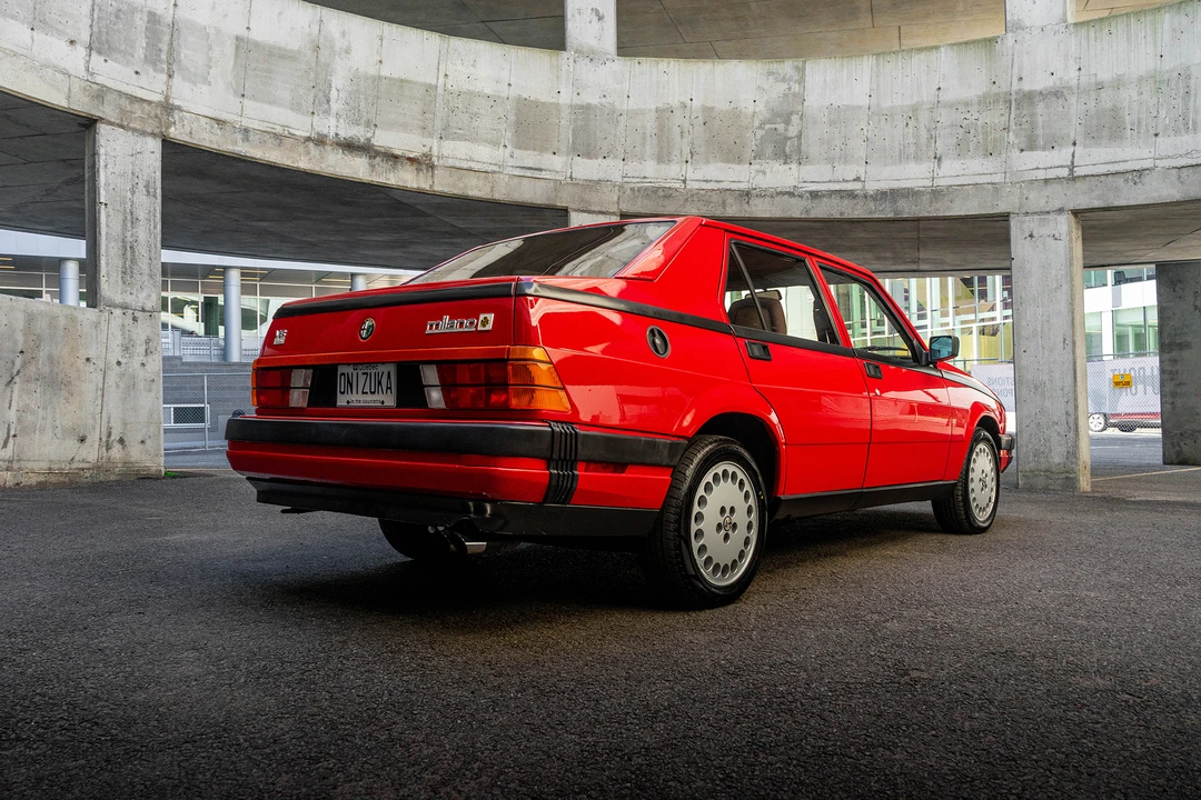 1988 Alfa Romeo 75/Milano - Image 11 of 31