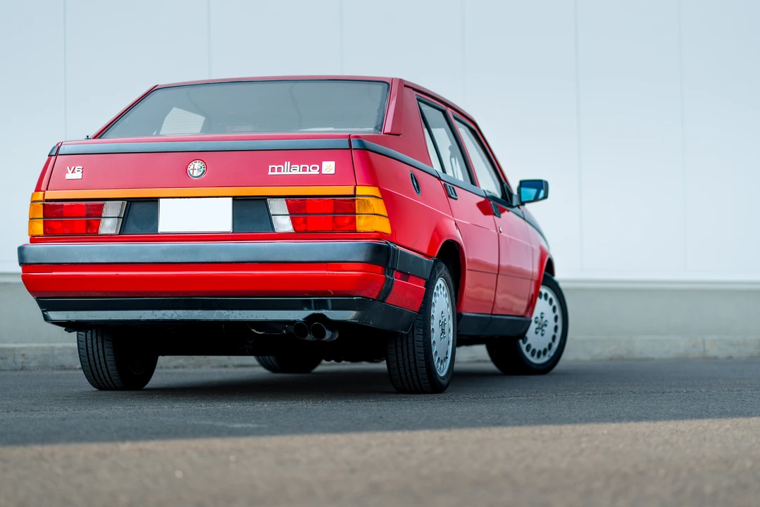 1988 Alfa Romeo 75/Milano - Image 6 of 31