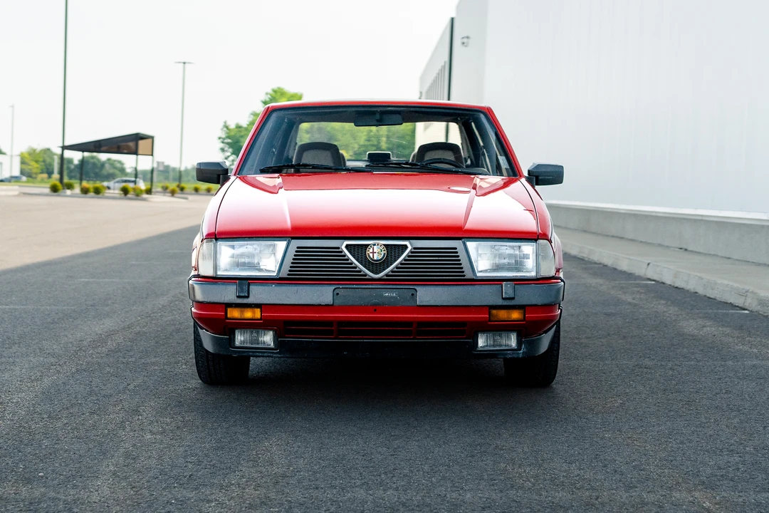 1988 Alfa Romeo 75/Milano - Image 12 of 31