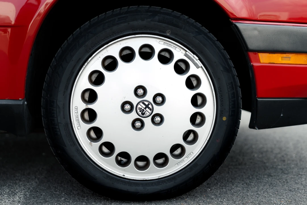 1988 Alfa Romeo 75/Milano - Image 31 of 31