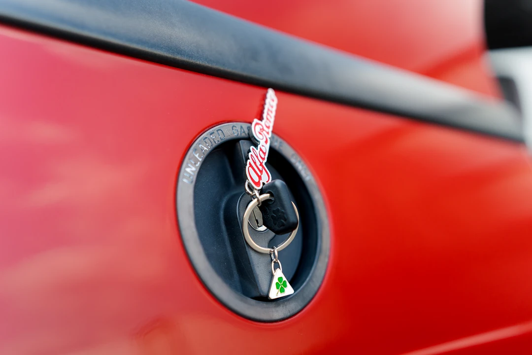 1988 Alfa Romeo 75/Milano - Image 15 of 31