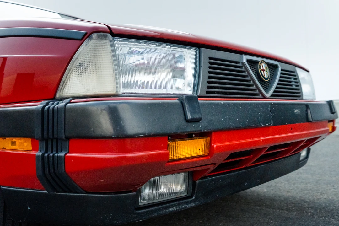 1988 Alfa Romeo 75/Milano - Image 13 of 31