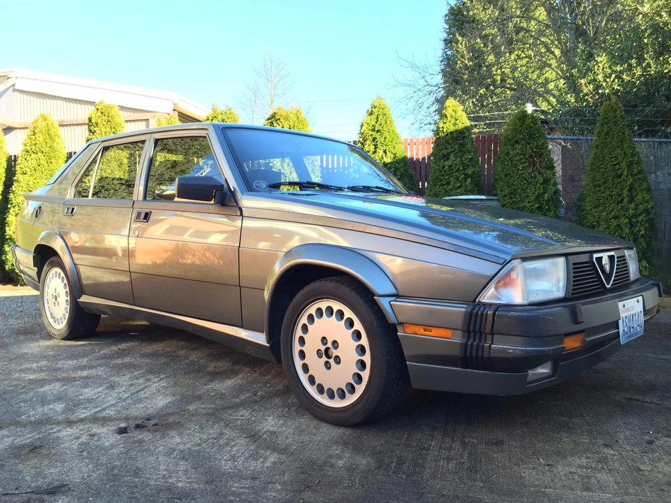 1988 Alfa Romeo 75/Milano - Image 2 of 30